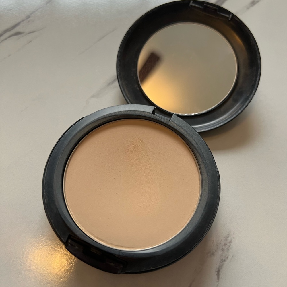 MAC Studio Fix Powder